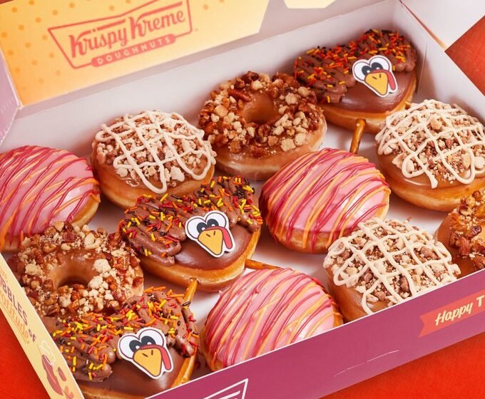  Donuts de Acción de Gracias de Krispy Kreme, y tienen sabor a pastel de nueces