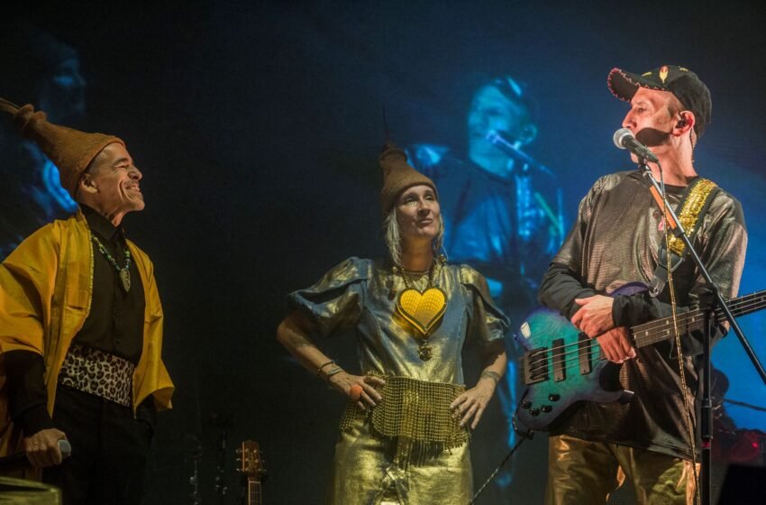  Aterciopelados Presenta, 28 Años Después, La Versión En Vivo De Uno De Sus Grandes Temas ‘Mujer Gala” Junto a Rubén Albarrán